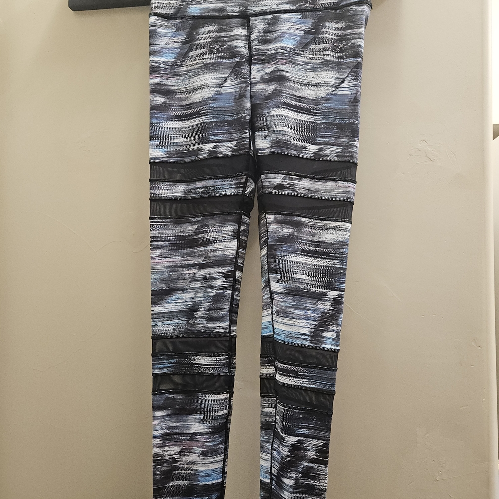 Ivivva Black and Blue Patterned Leggings